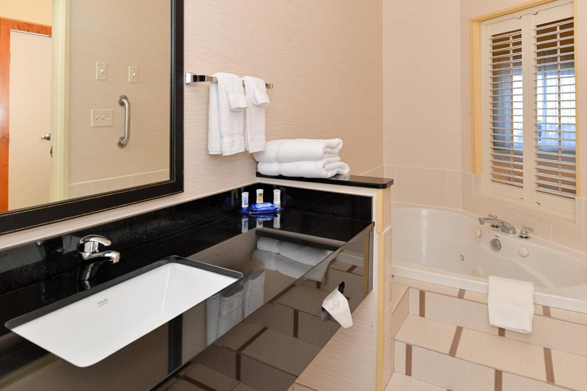 Fairfield Inn & Suites Bloomington Εξωτερικό φωτογραφία