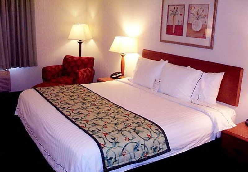 Fairfield Inn & Suites Bloomington Εξωτερικό φωτογραφία